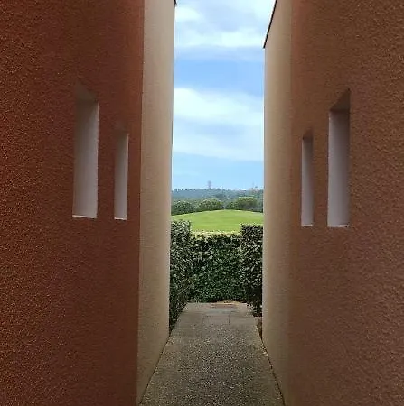 Au Calme A L'oree Du Golf 1 * Agde