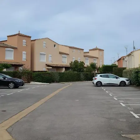 Au Calme A L'oree Du Golf 1 Apartment Agde