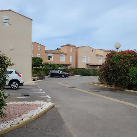 Au Calme A L'oree Du Golf 1 * Agde
